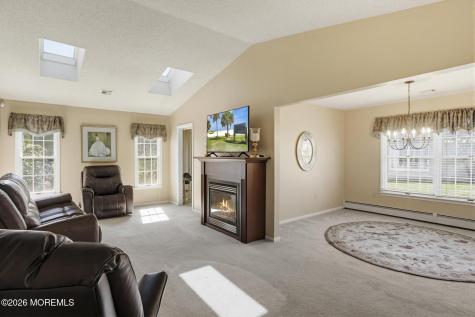 1523 Heatherleaf Lane Toms River NJ 08755