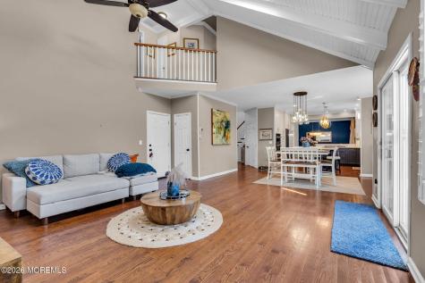 1359 Wave Crest Court Toms River NJ 08753