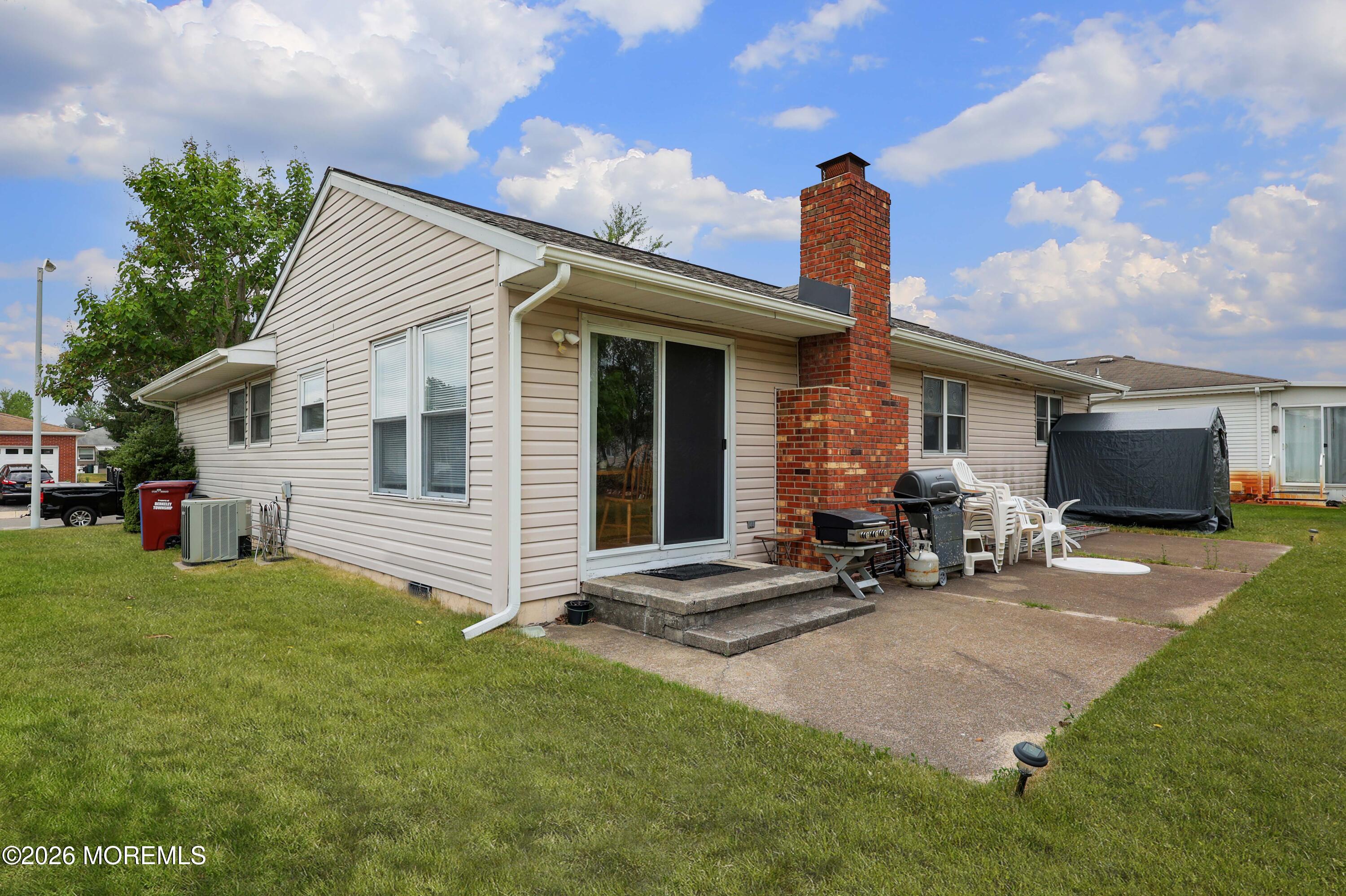 201 Bonaire Drive Toms River NJ 08757