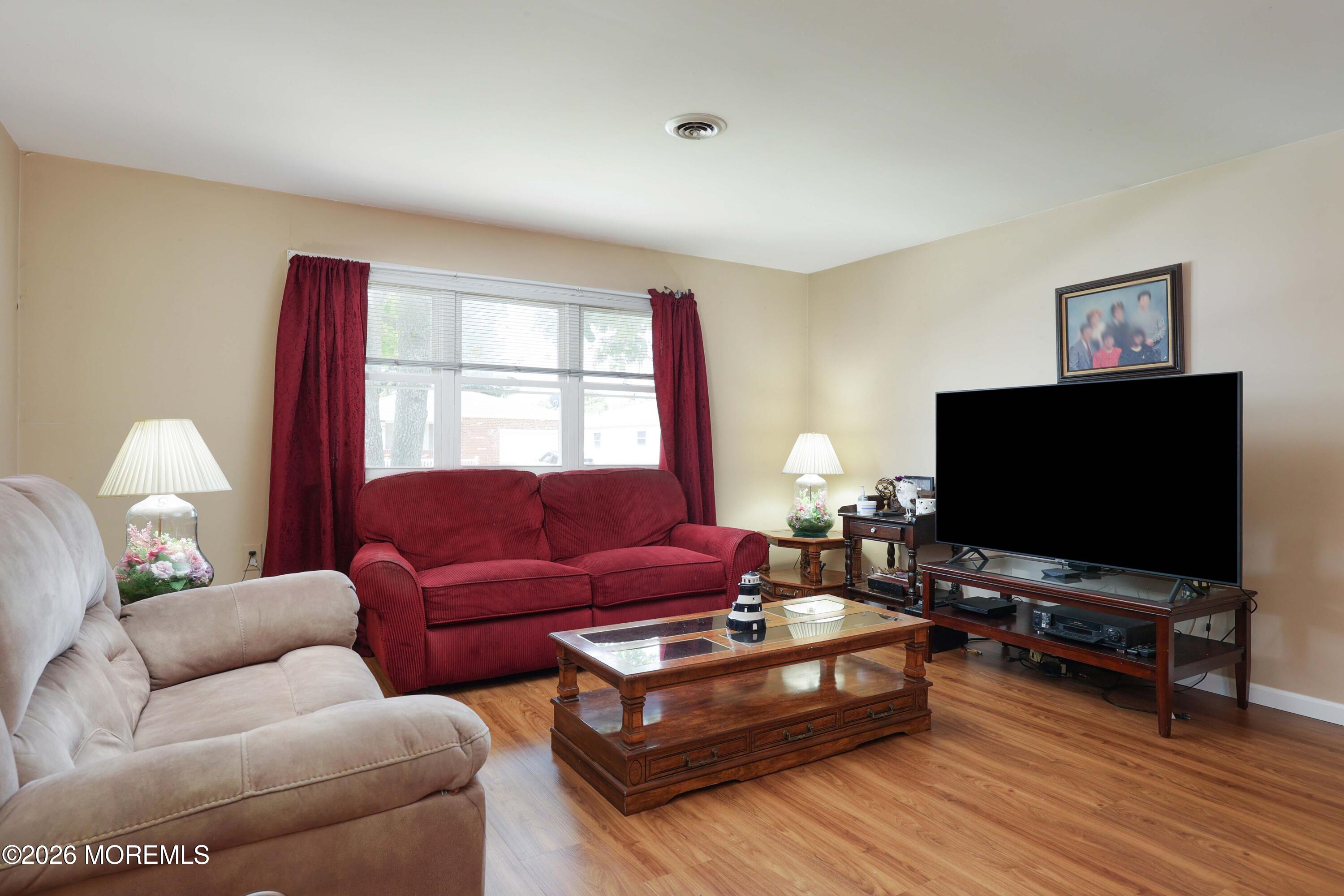 201 Bonaire Drive Toms River NJ 08757