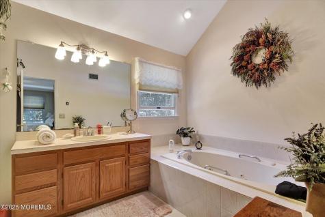 14 Bittersweet Drive Jackson NJ 08527
