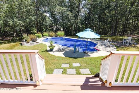 14 Bittersweet Drive Jackson NJ 08527