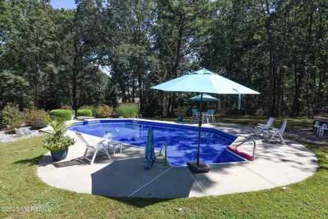 14 Bittersweet Drive Jackson NJ 08527