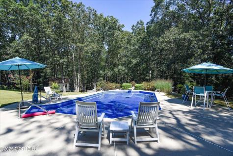 14 Bittersweet Drive Jackson NJ 08527