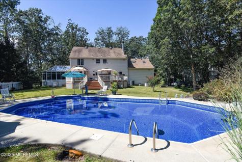 14 Bittersweet Drive Jackson NJ 08527