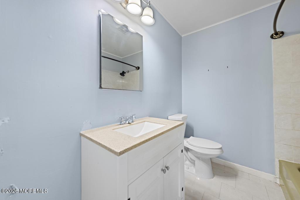 14 Oneida Avenue Waretown NJ 08758