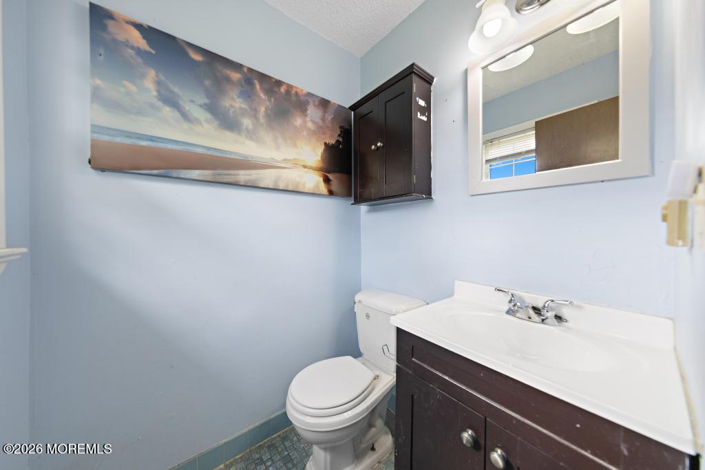 14 Oneida Avenue Waretown NJ 08758