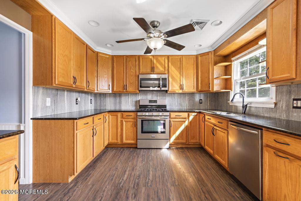 14 Oneida Avenue Waretown NJ 08758