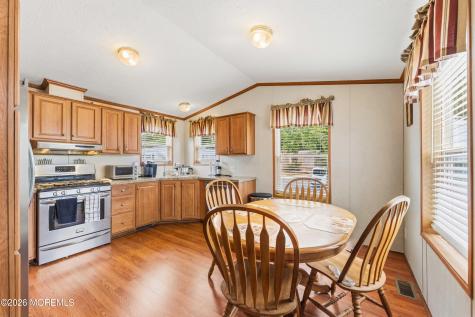 309 Floral Way Toms River NJ 08755