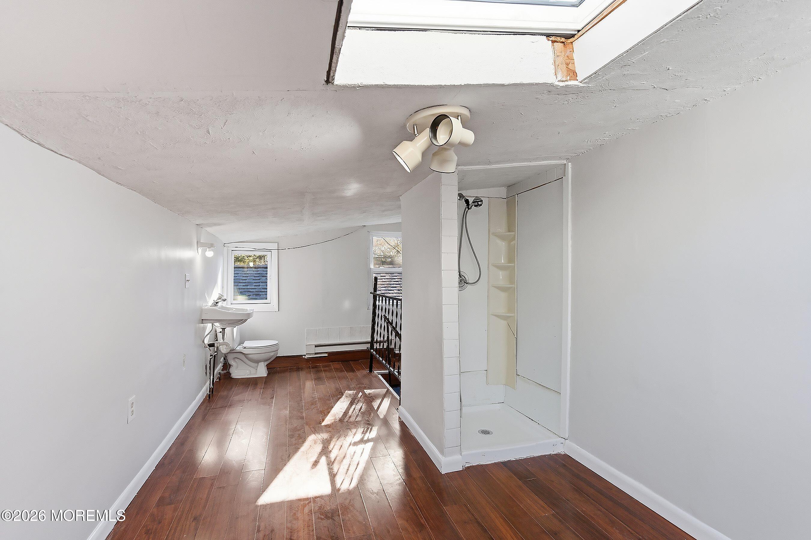 215 Sunset Lane Howell NJ 07731