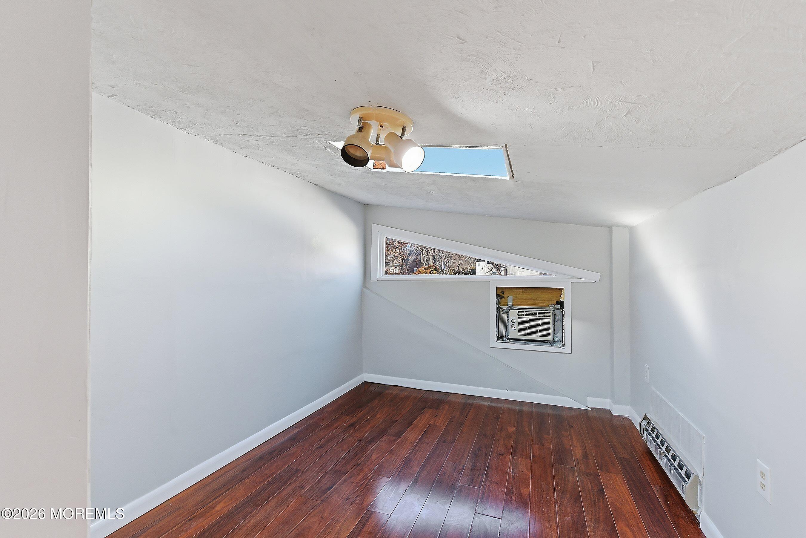 215 Sunset Lane Howell NJ 07731