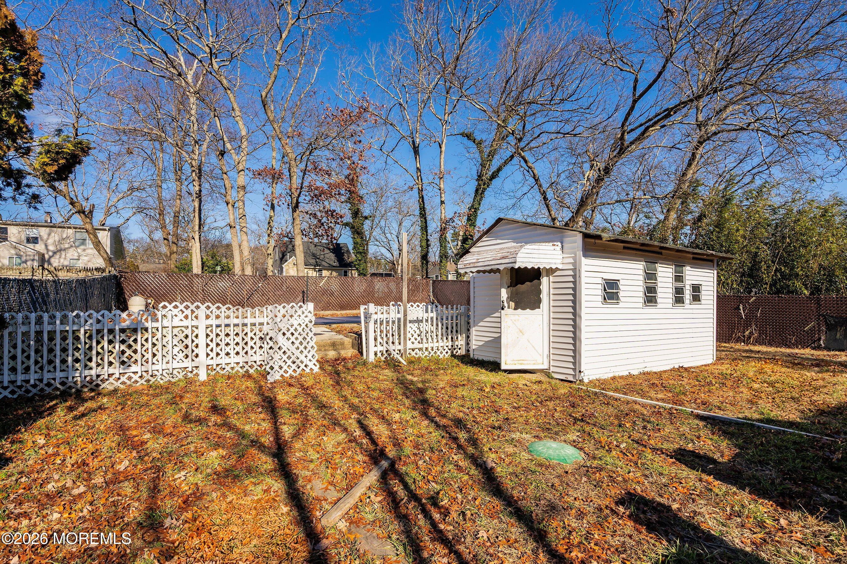 215 Sunset Lane Howell NJ 07731