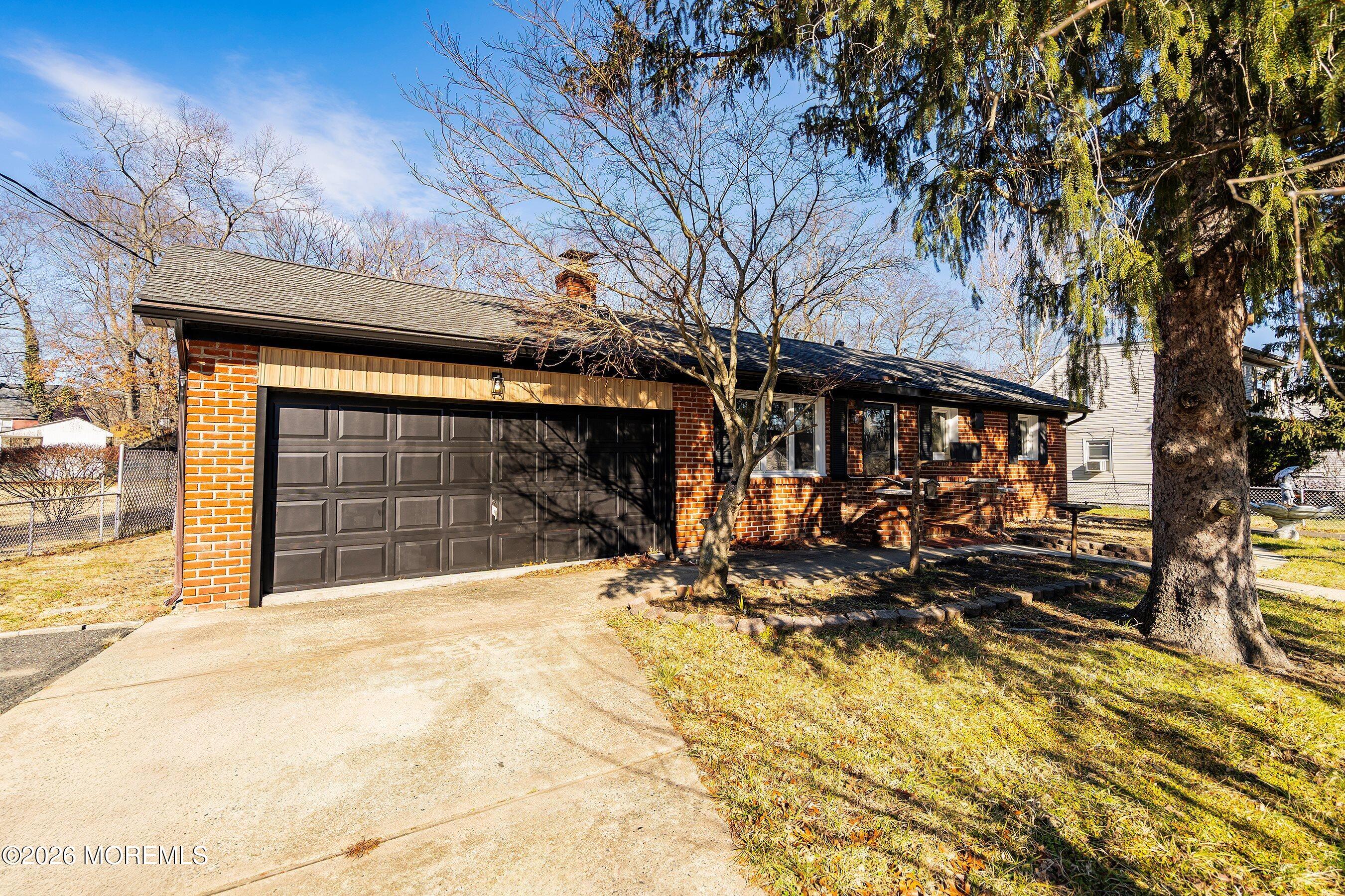 215 Sunset Lane Howell NJ 07731