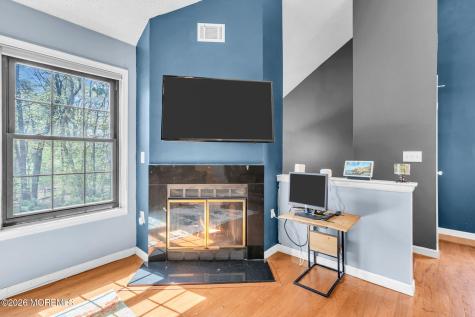 305 Owls Nest Court Jackson NJ 08527