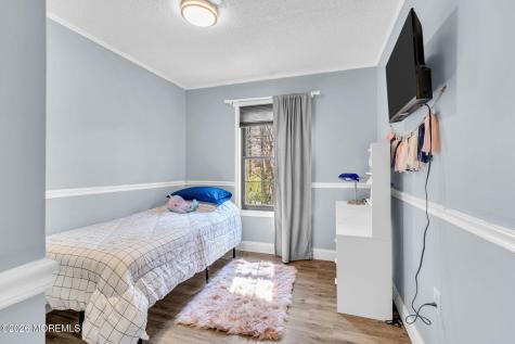 305 Owls Nest Court Jackson NJ 08527