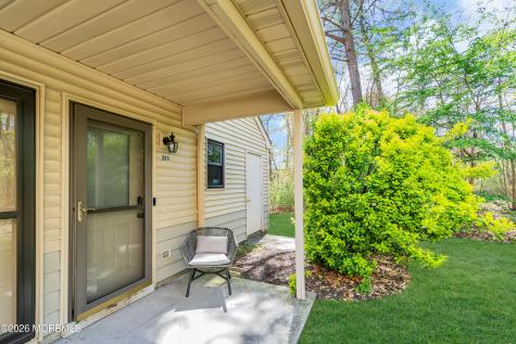 305 Owls Nest Court Jackson NJ 08527