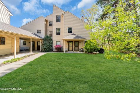 305 Owls Nest Court Jackson NJ 08527