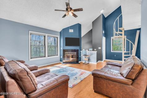 305 Owls Nest Court Jackson NJ 08527