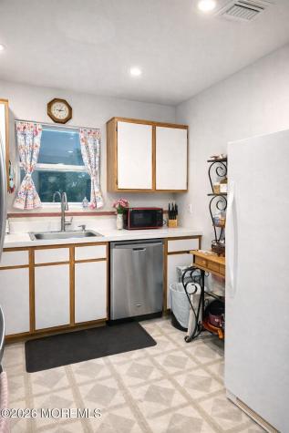 17 Vincent Court Little Egg Harbor NJ 08087