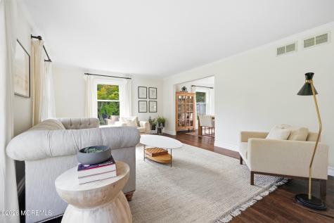 9 Lakeview Drive Tinton Falls NJ 07712