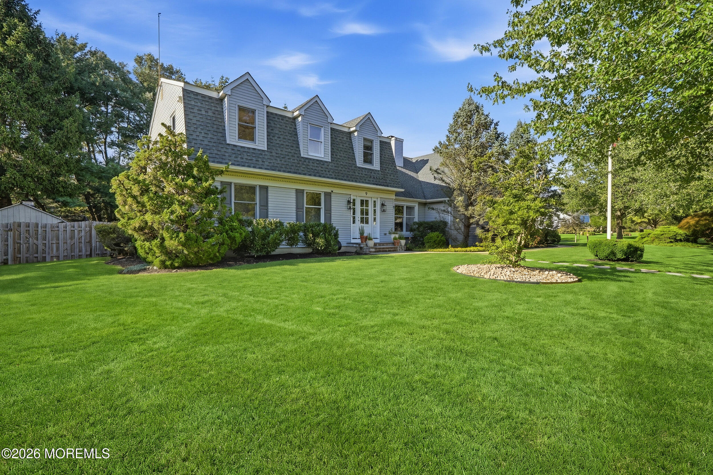 9 Lakeview Drive Tinton Falls NJ 07712