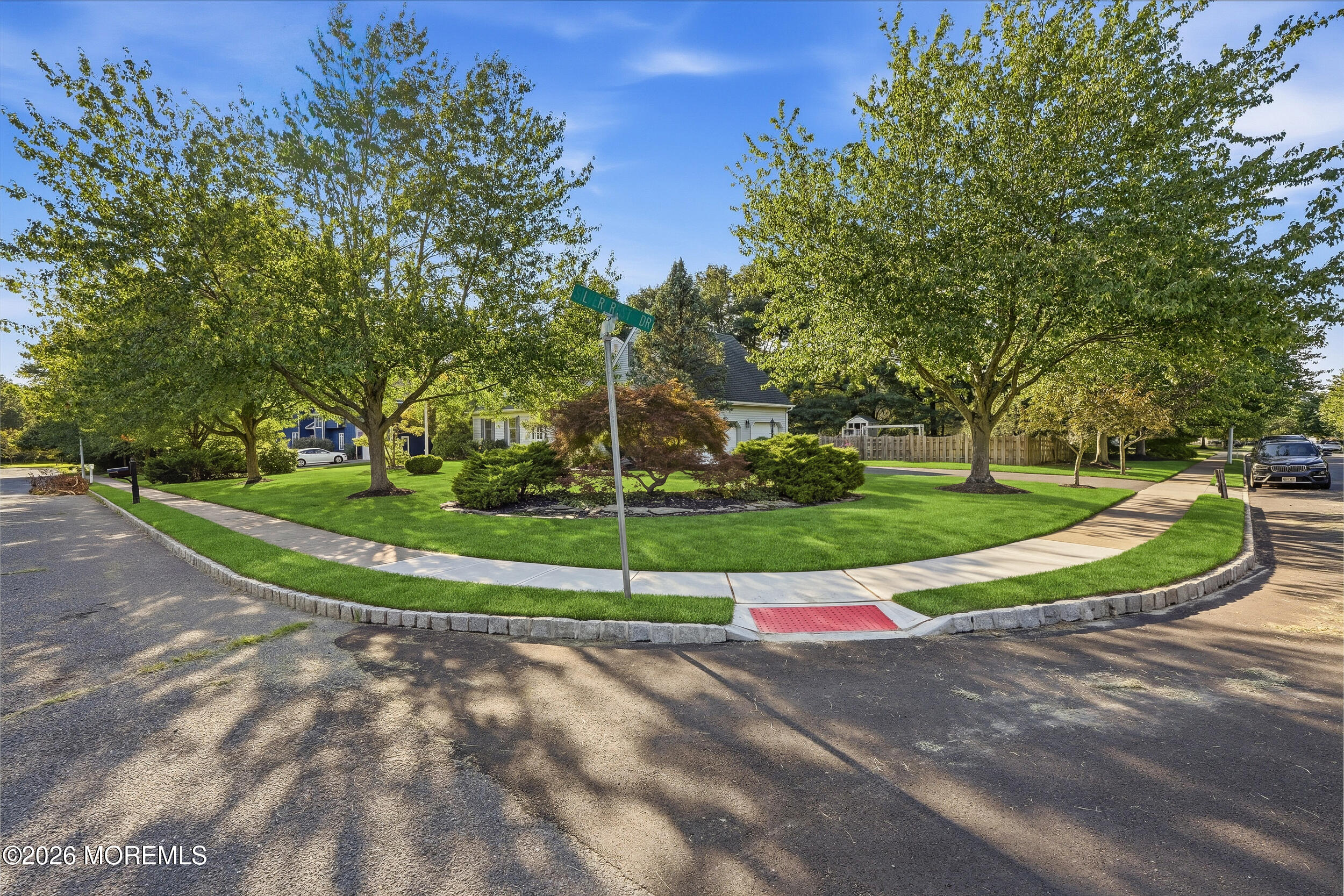 9 Lakeview Drive Tinton Falls NJ 07712
