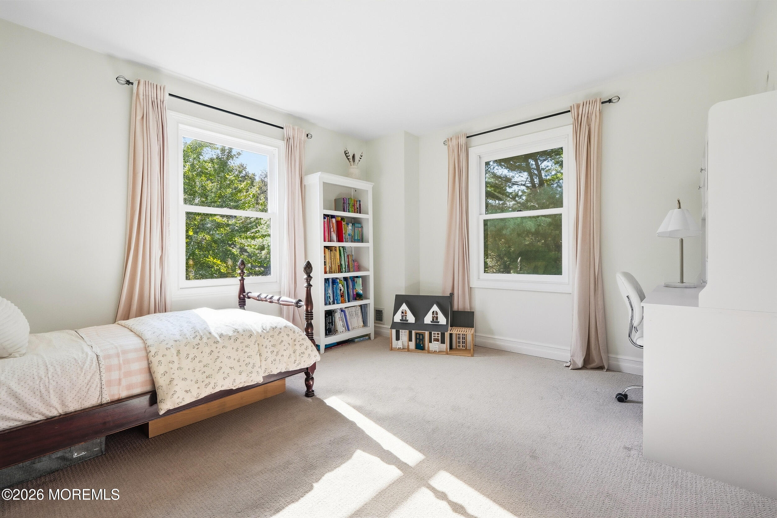 9 Lakeview Drive Tinton Falls NJ 07712