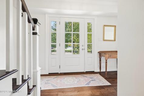9 Lakeview Drive Tinton Falls NJ 07712