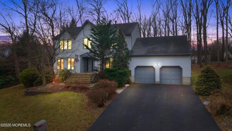 25 Cherokee Road East Brunswick NJ 08816