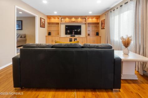 25 Cherokee Road East Brunswick NJ 08816