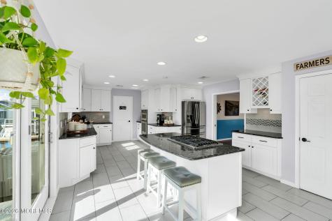 20 Dune Drive Bayville NJ 08721