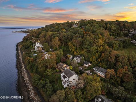 29 Bayside Drive Atlantic Highlands NJ 07716