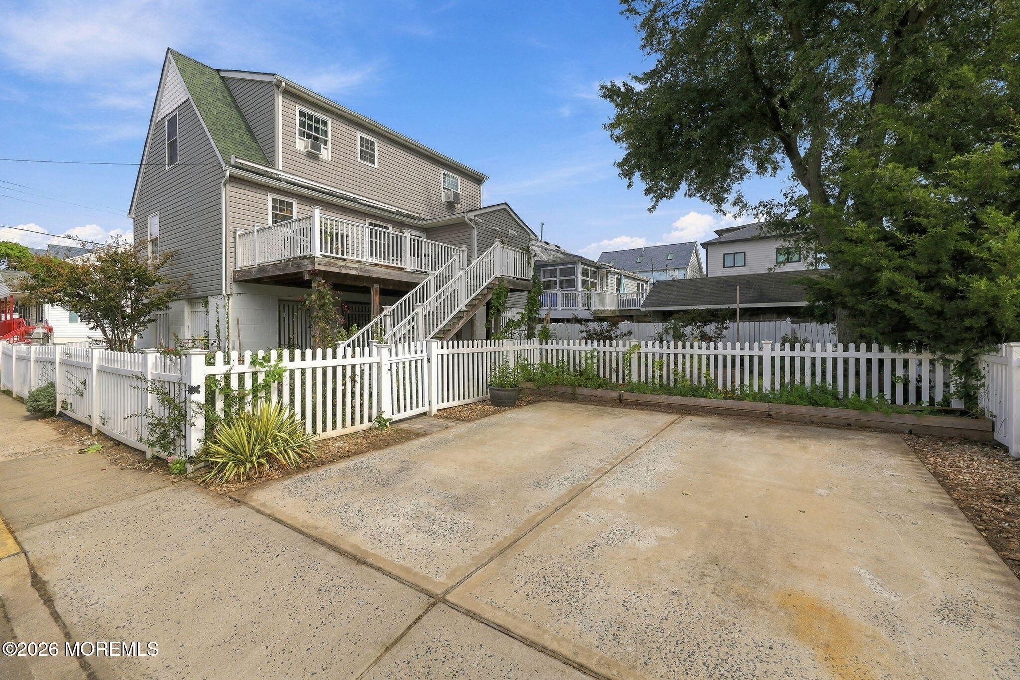 25 Jackson Street Highlands NJ 07732