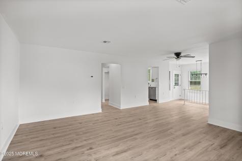 8 Spring Manchester NJ 08759