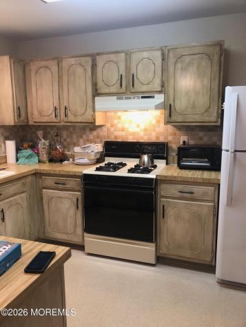 15 Capri Court Toms River NJ 08757