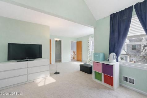 14 Holmes Court Freehold NJ 07728