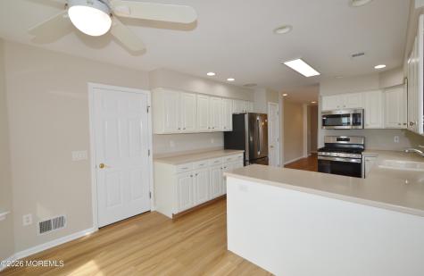 2337 E Ashfield Court Toms River NJ 08755