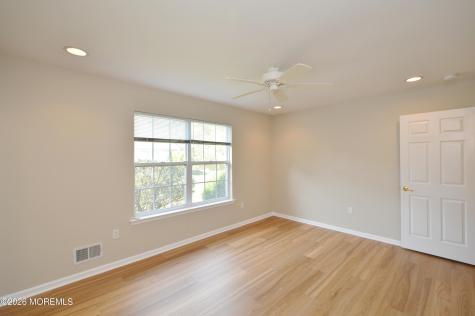 2337 E Ashfield Court Toms River NJ 08755
