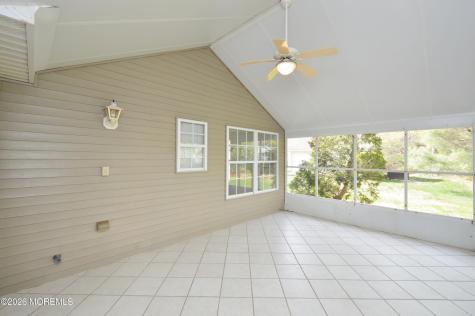 2337 E Ashfield Court Toms River NJ 08755