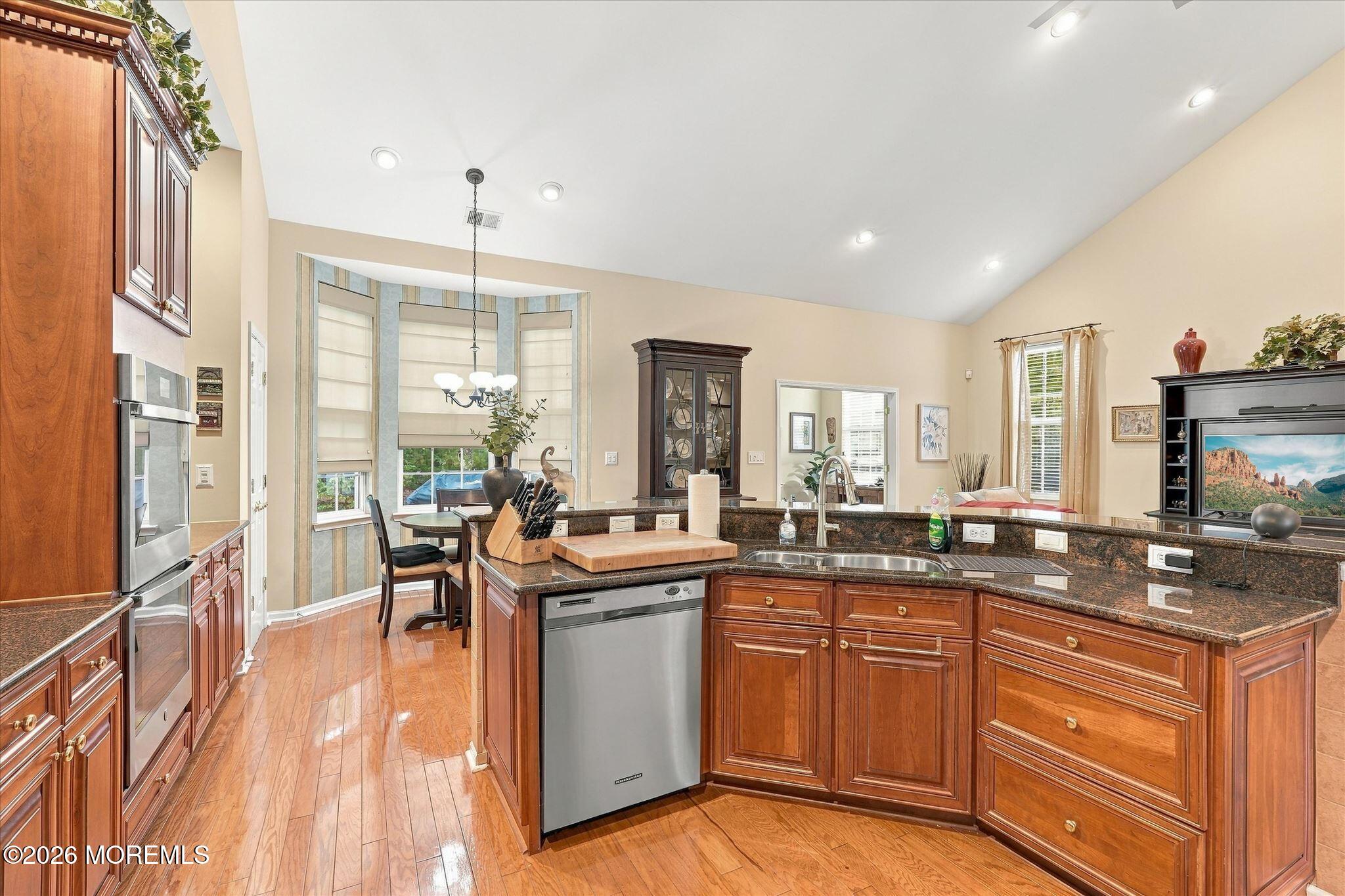 26 Pond View Circle Barnegat NJ 08005