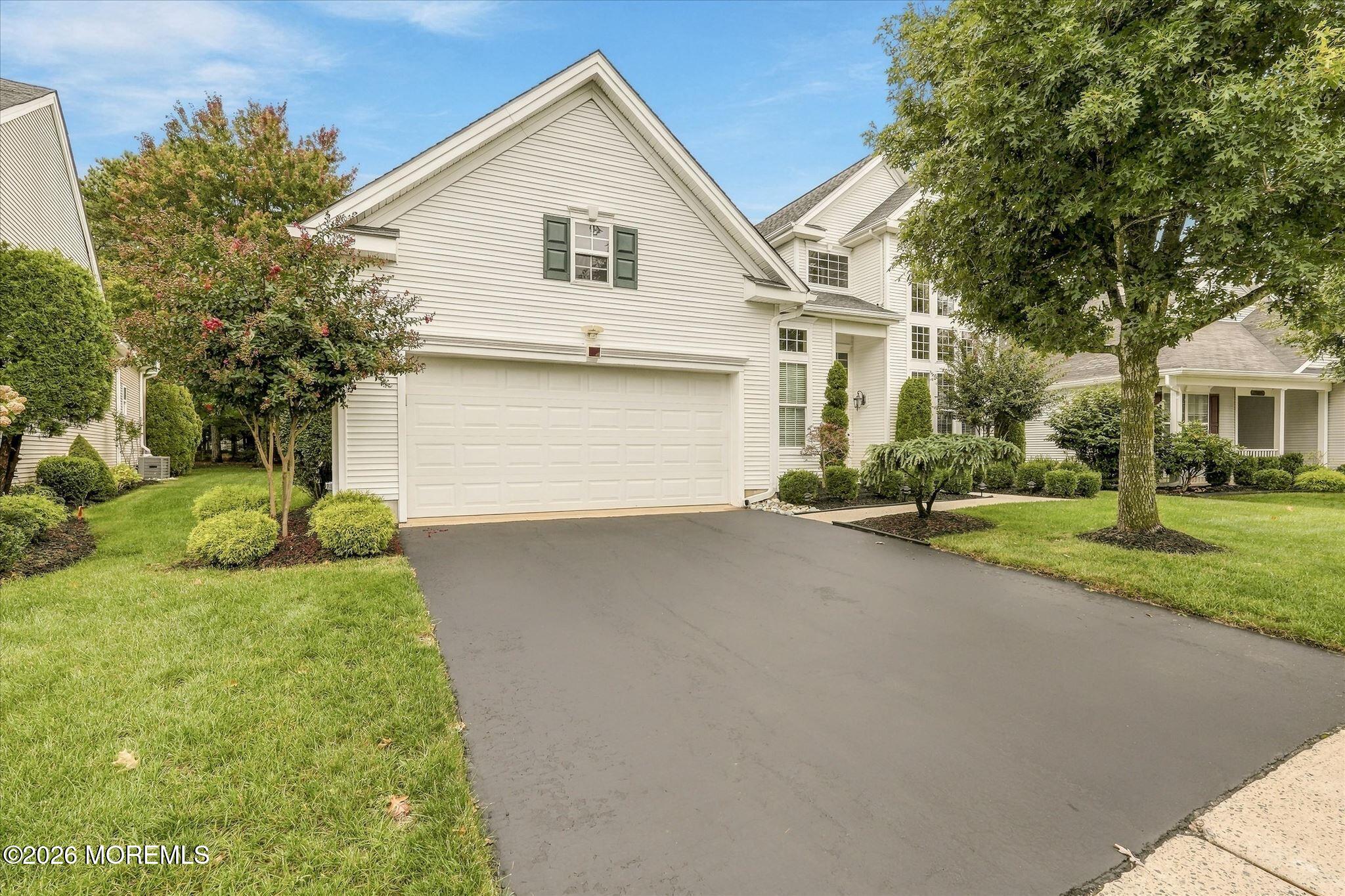 26 Pond View Circle Barnegat NJ 08005