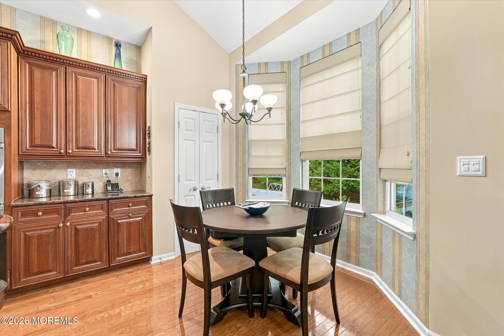 26 Pond View Circle Barnegat NJ 08005
