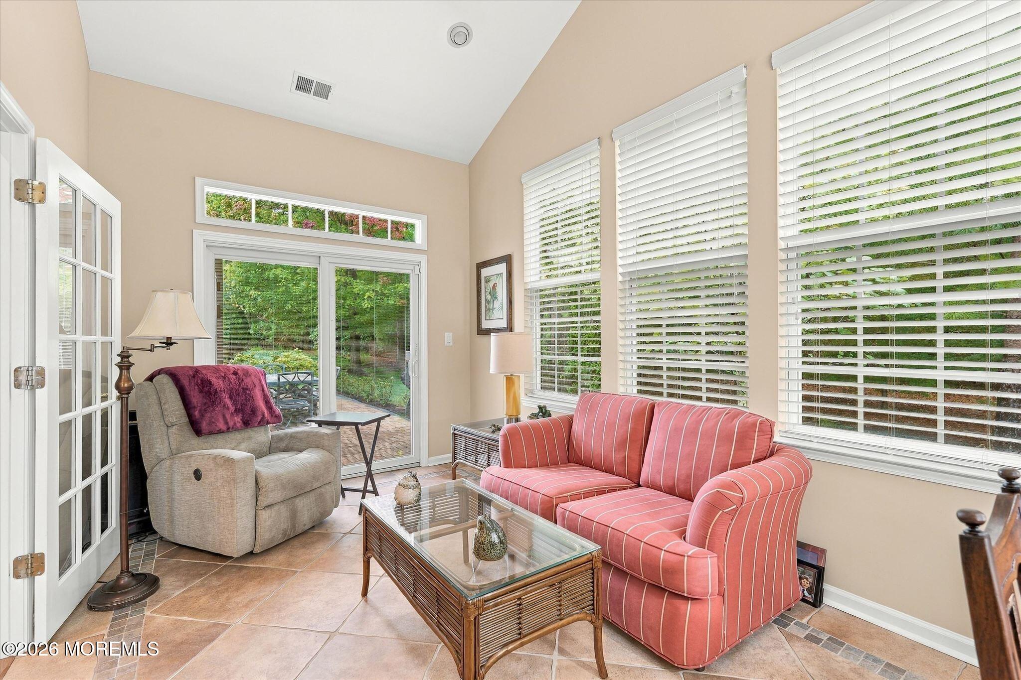 26 Pond View Circle Barnegat NJ 08005