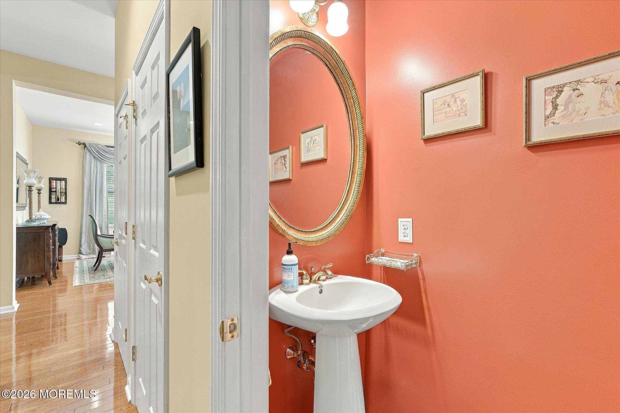 26 Pond View Circle Barnegat NJ 08005