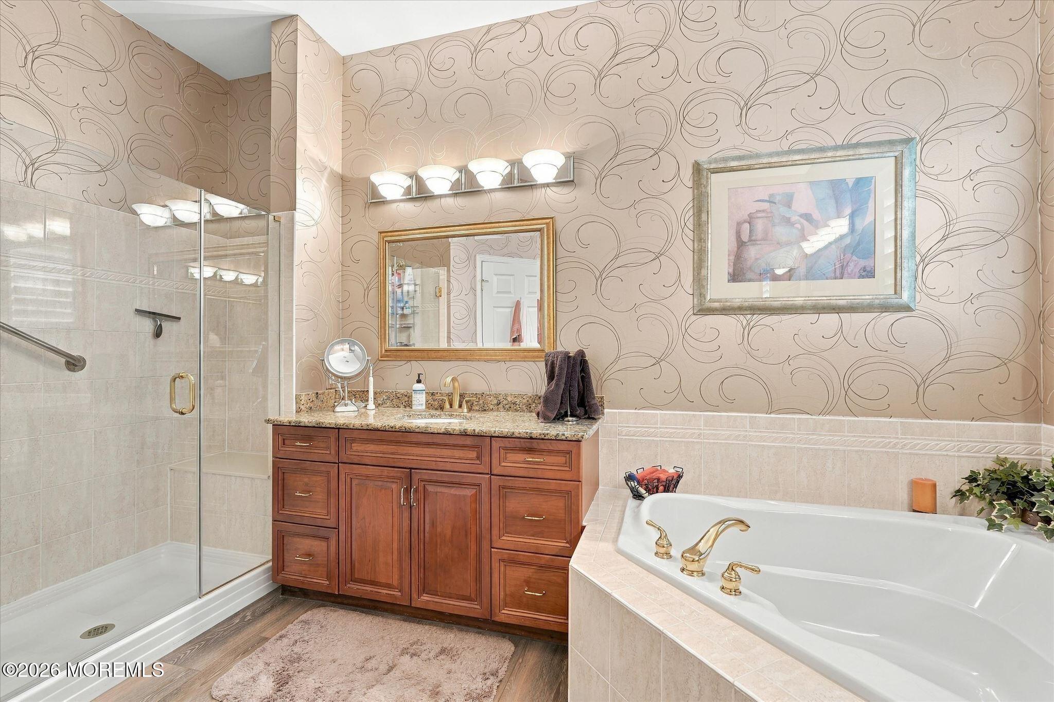 26 Pond View Circle Barnegat NJ 08005