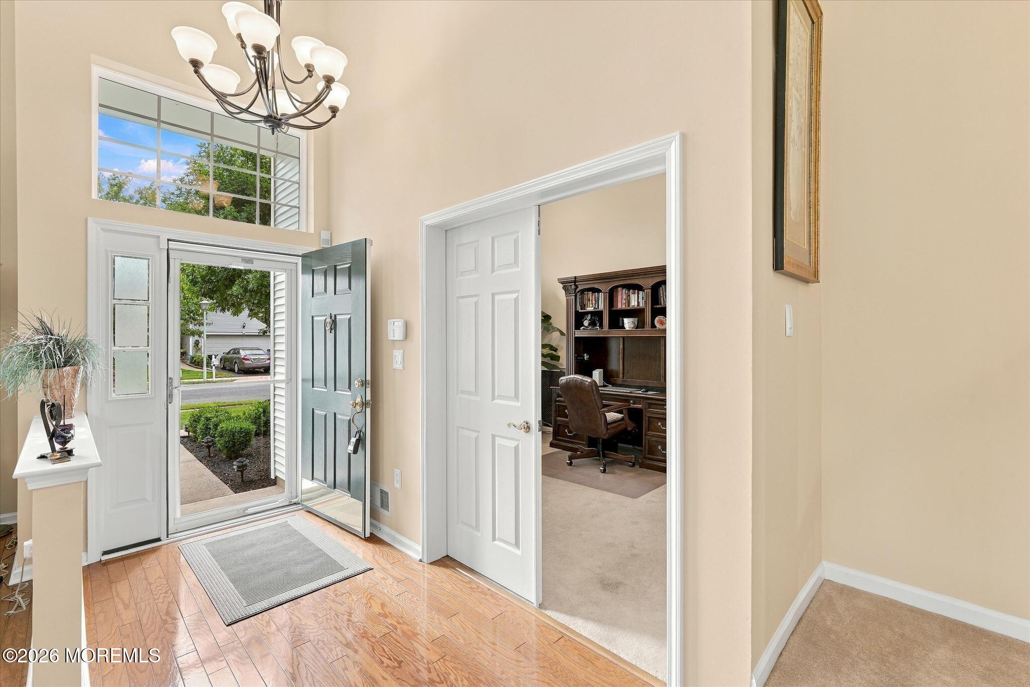 26 Pond View Circle Barnegat NJ 08005