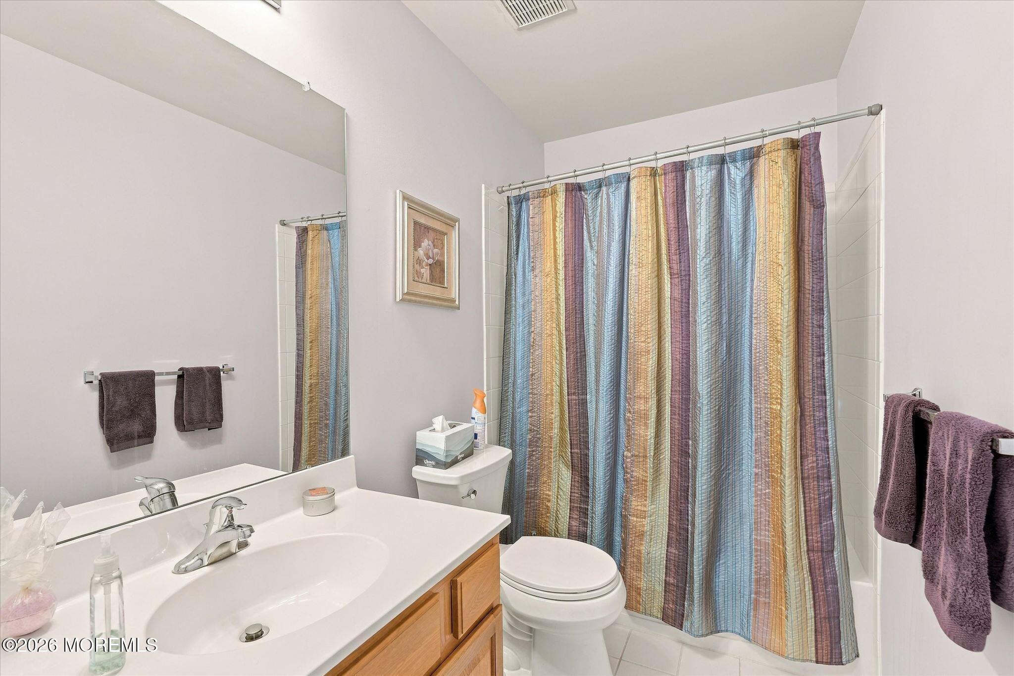 26 Pond View Circle Barnegat NJ 08005