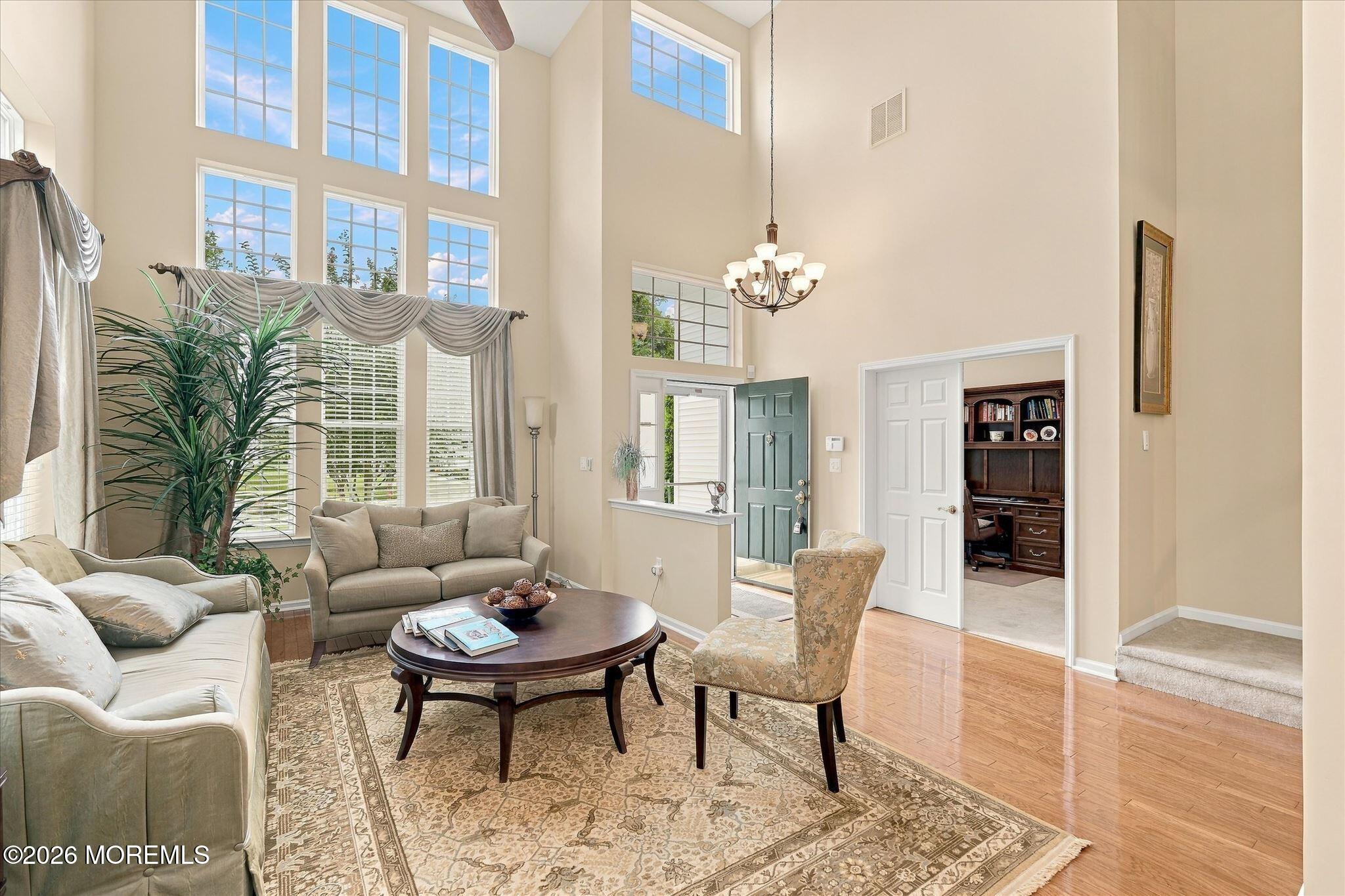 26 Pond View Circle Barnegat NJ 08005