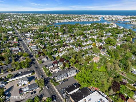 543 Harris Avenue Brielle NJ 08730