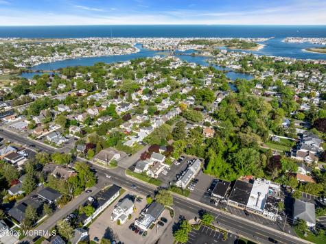 543 Harris Avenue Brielle NJ 08730